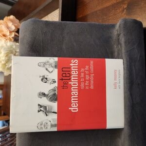 The Ten Demandments by Kelly Mooney with Laura Bergheim book